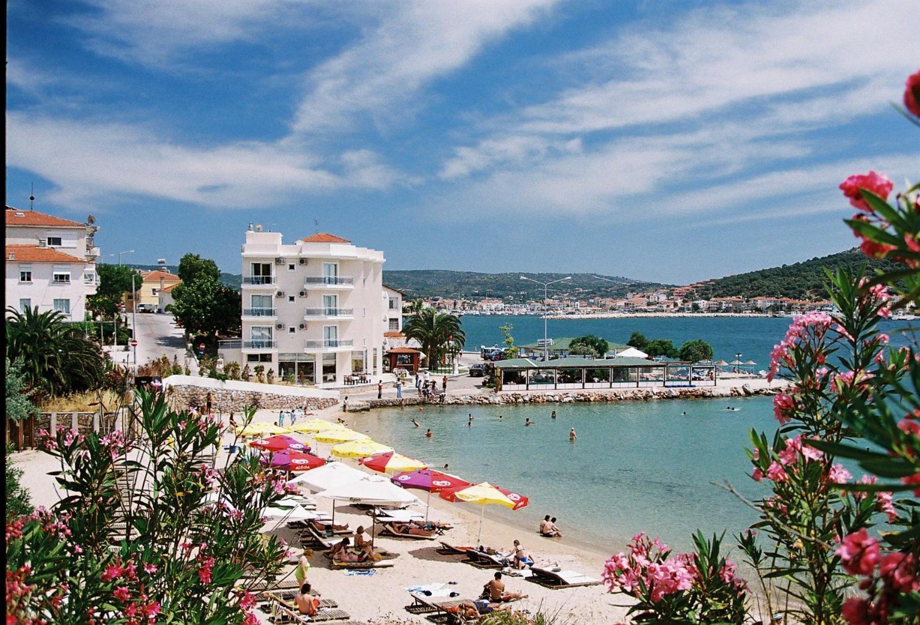 Pasifik Hotel Cesme Ngoại thất bức ảnh